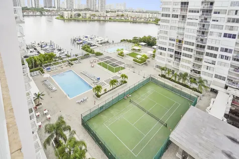 18051 Biscayne Boulevard Aventura FL 33160