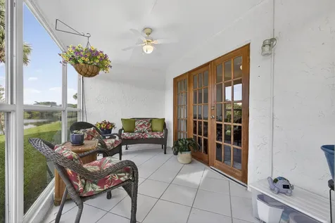 135 Lake Anne Drive West Palm Beach FL 33411
