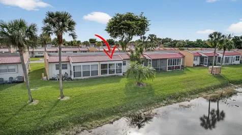 135 Lake Anne Drive West Palm Beach FL 33411