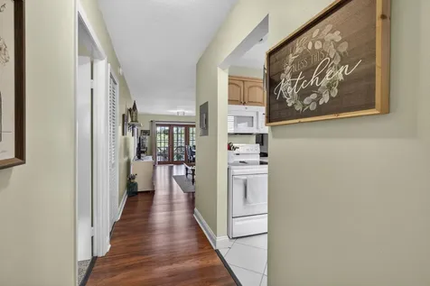 135 Lake Anne Drive West Palm Beach FL 33411