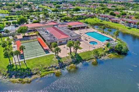 135 Lake Anne Drive West Palm Beach FL 33411