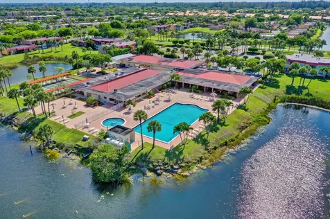 135 Lake Anne Drive West Palm Beach FL 33411