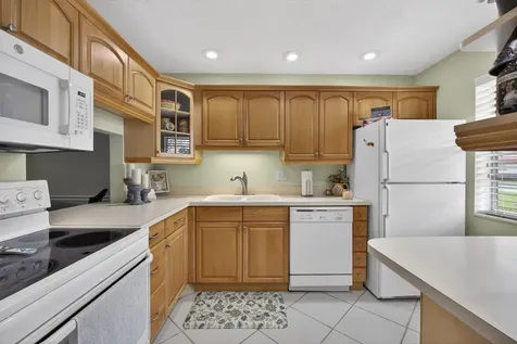 135 Lake Anne Drive West Palm Beach FL 33411