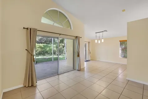 5125 Columbo Court Delray Beach FL 33484