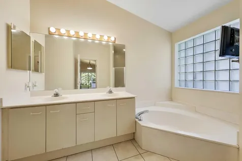 5125 Columbo Court Delray Beach FL 33484
