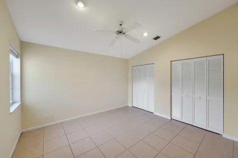 5125 Columbo Court Delray Beach FL 33484
