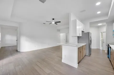 1410 Sw 85th Avenue Pembroke Pines FL 33025