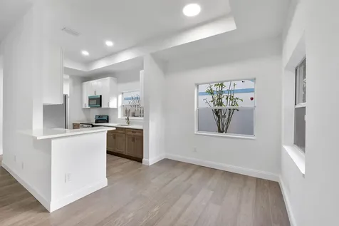 1410 Sw 85th Avenue Pembroke Pines FL 33025