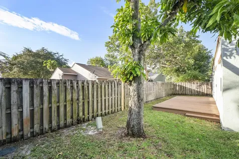 1410 Sw 85th Avenue Pembroke Pines FL 33025