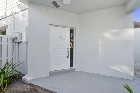 1410 Sw 85th Avenue Pembroke Pines FL 33025