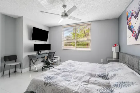 700 Scotia Drive Hypoluxo FL 33462