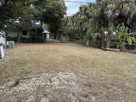 66 46th Avenue Vero Beach FL 32968