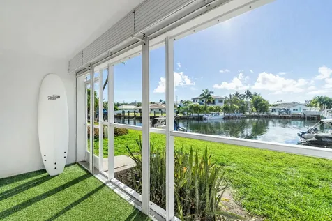 698 Ne Spanish River Boulevard Boca Raton FL 33431
