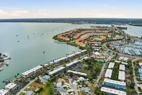 1200 Colonnades Drive Fort Pierce FL 34949