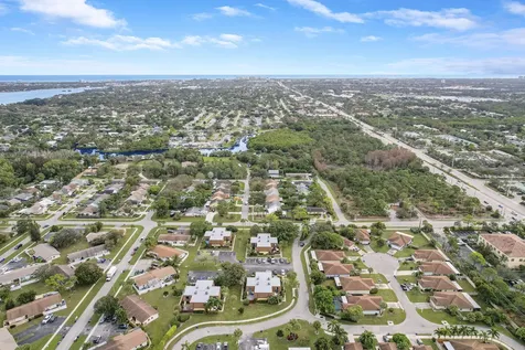 110 N Delaware Boulevard Jupiter FL 33458