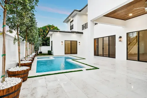 109 Arlington Place West Palm Beach FL 33405