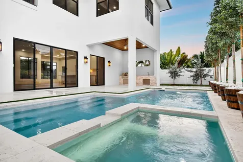 109 Arlington Place West Palm Beach FL 33405
