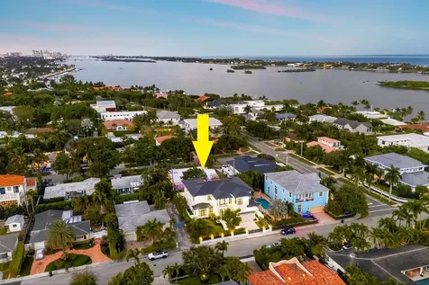 109 Arlington Place West Palm Beach FL 33405