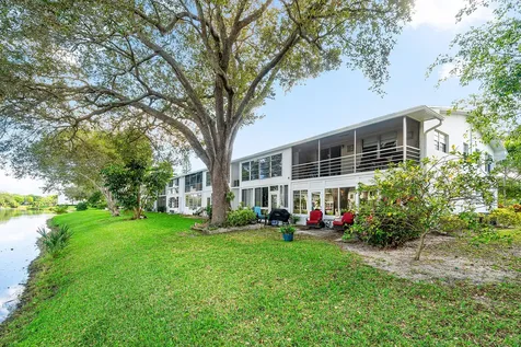 120 Prescott F Deerfield Beach FL 33442