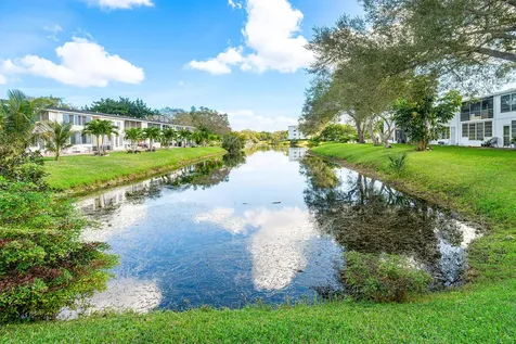 120 Prescott F Deerfield Beach FL 33442