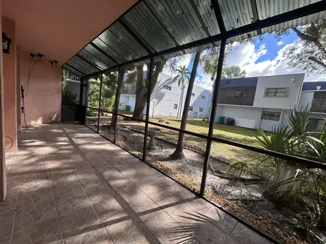 2700 S University Drive Davie FL 33328