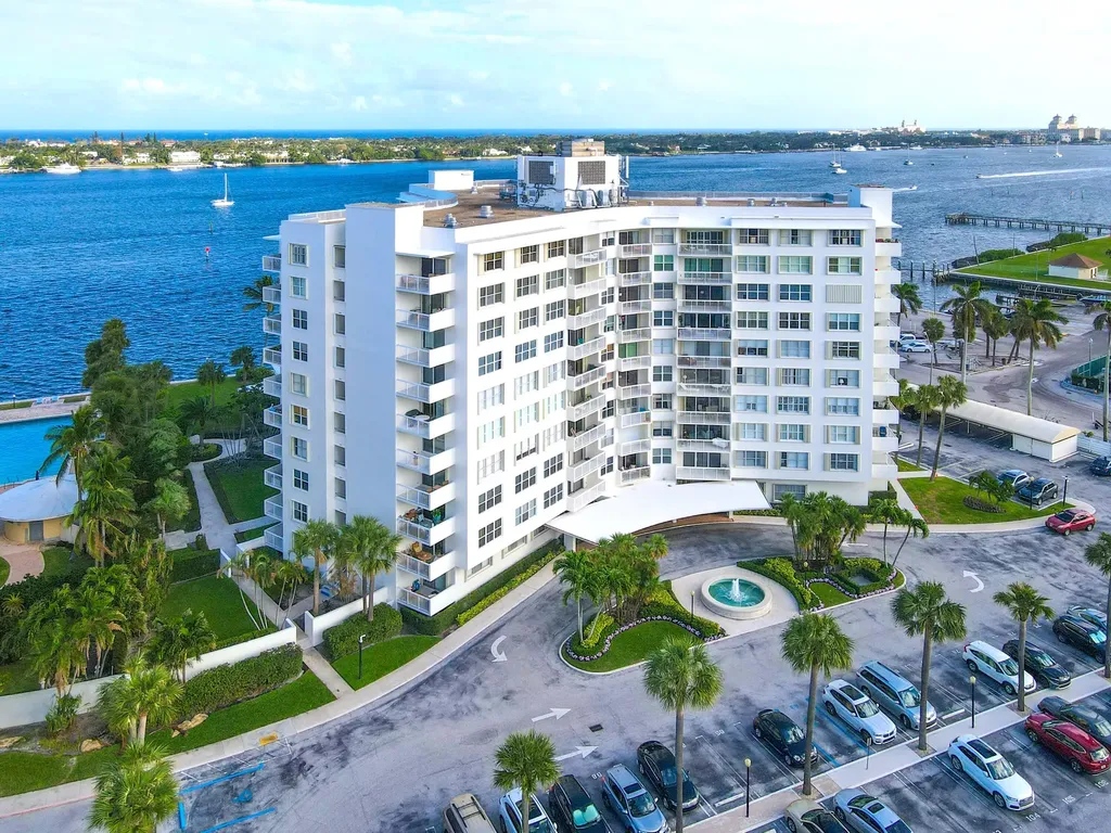2600 N Flagler Drive West Palm Beach FL 33407