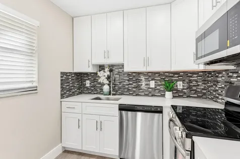 141 Brittany C Delray Beach FL 33446