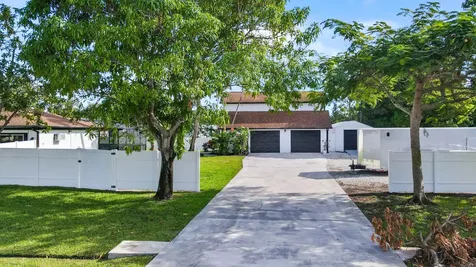 1665 SE Harp Lane Port Saint Lucie FL 34983