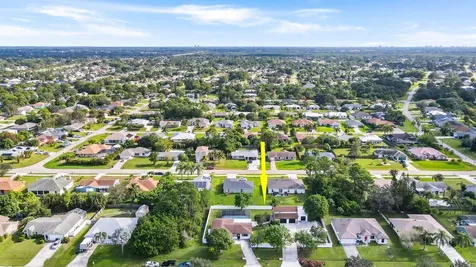 1665 SE Harp Lane Port Saint Lucie FL 34983