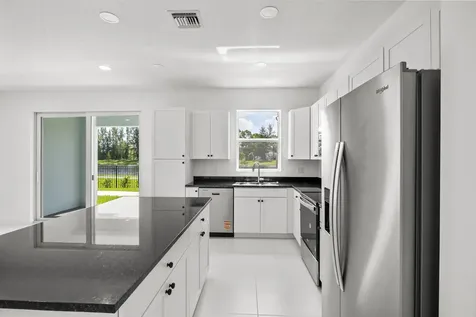 4520 Longwood Lake Square Westlake FL 33470