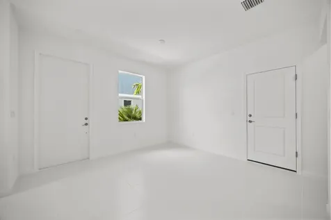 4520 Longwood Lake Square Westlake FL 33470