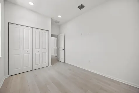 4520 Longwood Lake Square Westlake FL 33470