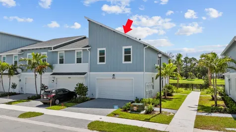 4520 Longwood Lake Square Westlake FL 33470