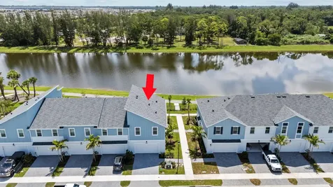 4520 Longwood Lake Square Westlake FL 33470