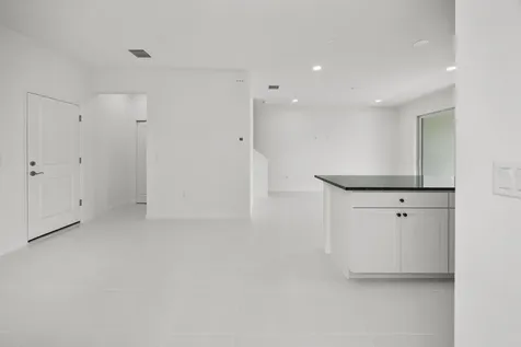 4520 Longwood Lake Square Westlake FL 33470
