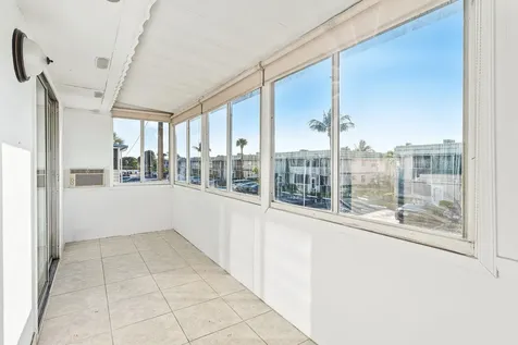 141 Brittany C Delray Beach FL 33446