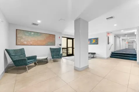 1160 N Federal Highway Fort Lauderdale FL 33304