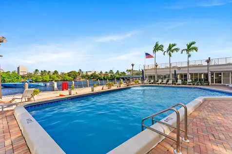 1160 N Federal Highway Fort Lauderdale FL 33304