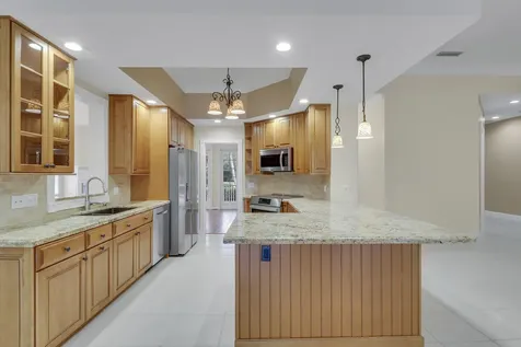 8657 Se Nicolete Lane Hobe Sound FL 33455