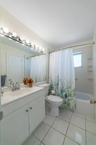 135 Nw 14th Street Boynton Beach FL 33426