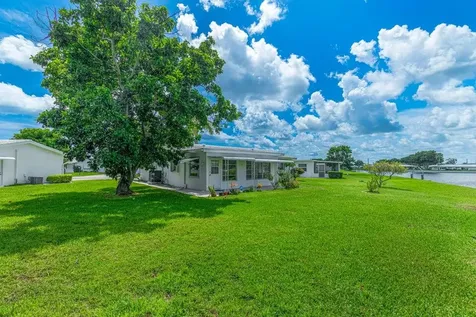 135 Nw 14th Street Boynton Beach FL 33426