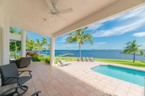 901 SE Riverside Drive Stuart FL 34994