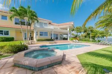901 SE Riverside Drive Stuart FL 34994