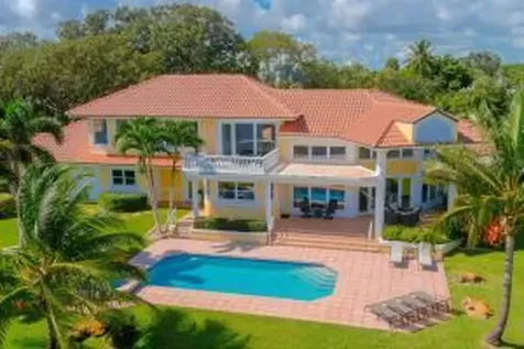 901 SE Riverside Drive Stuart FL 34994