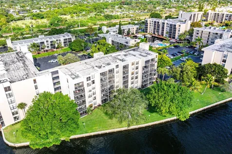 14 Royal Palm Way Boca Raton FL 33432
