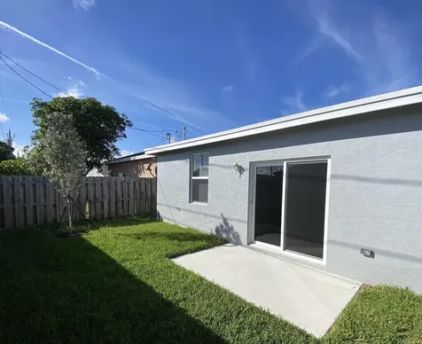 514 NW 11th Avenue Boynton Beach FL 33435
