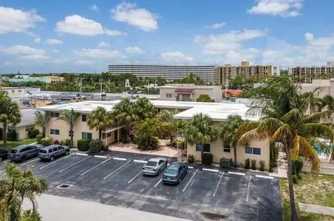 1649 SE 4th Street Deerfield Beach FL 33441