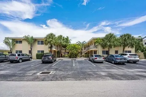 1649 SE 4th Street Deerfield Beach FL 33441
