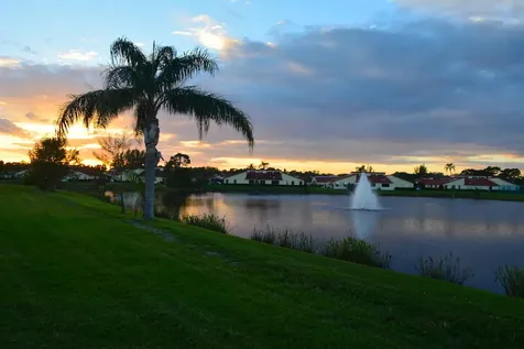 1775 Lakefront C2 Boulevard Fort Pierce FL 34982