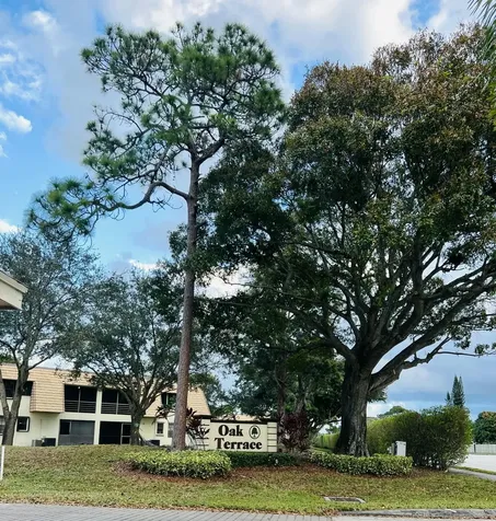 4205 Oak Terrace Drive Greenacres FL 33463